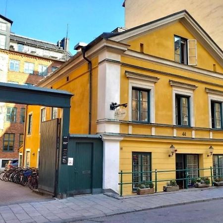 Хостел Lilla Brunn Стокгольм Екстер'єр фото